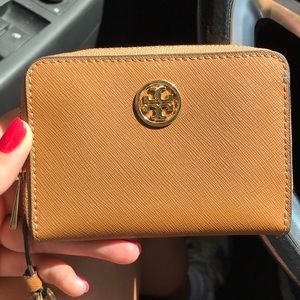 Tory Burch wallet